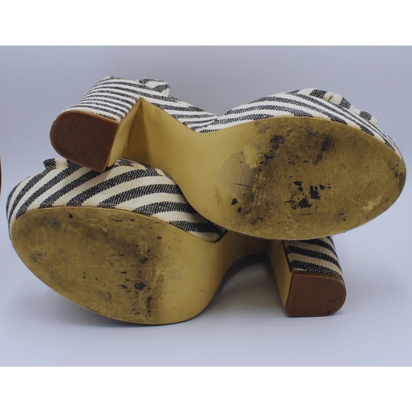 JustFab Lawren Sandals - Picture 8 of 8